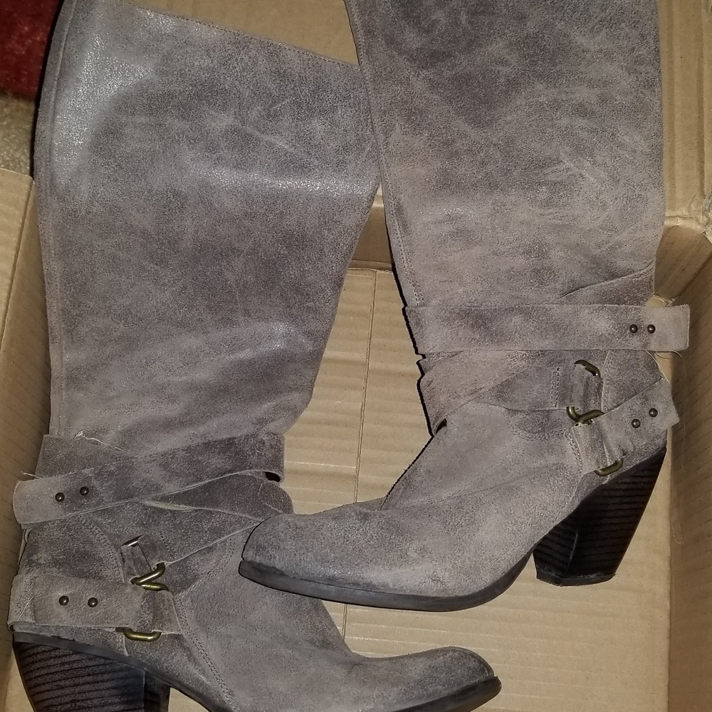 LEATHER Fergie Boots